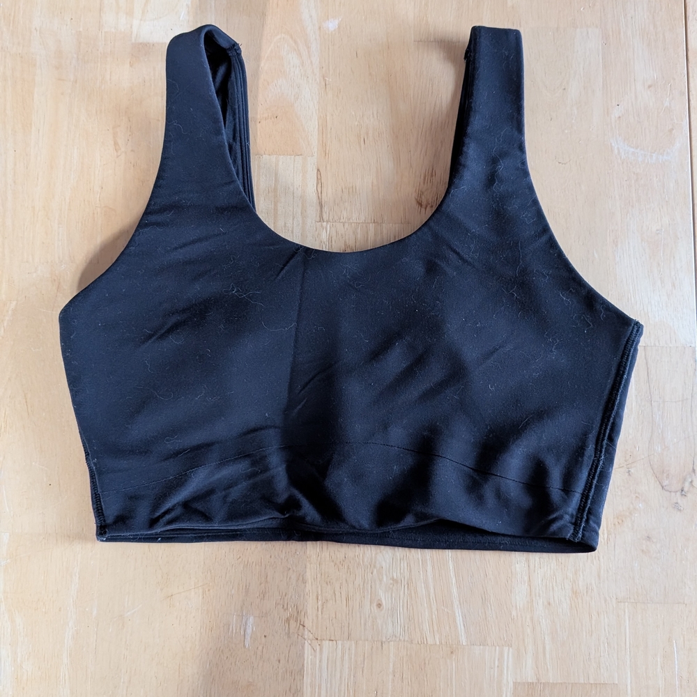 Supportive Black Women's Sports Bra